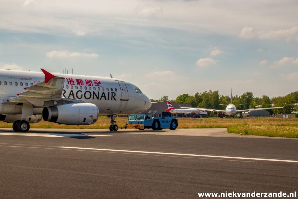 Dragonair Airbus 320 B-HSI