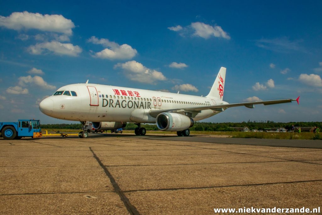 Dragonair Airbus 320 B-HSI